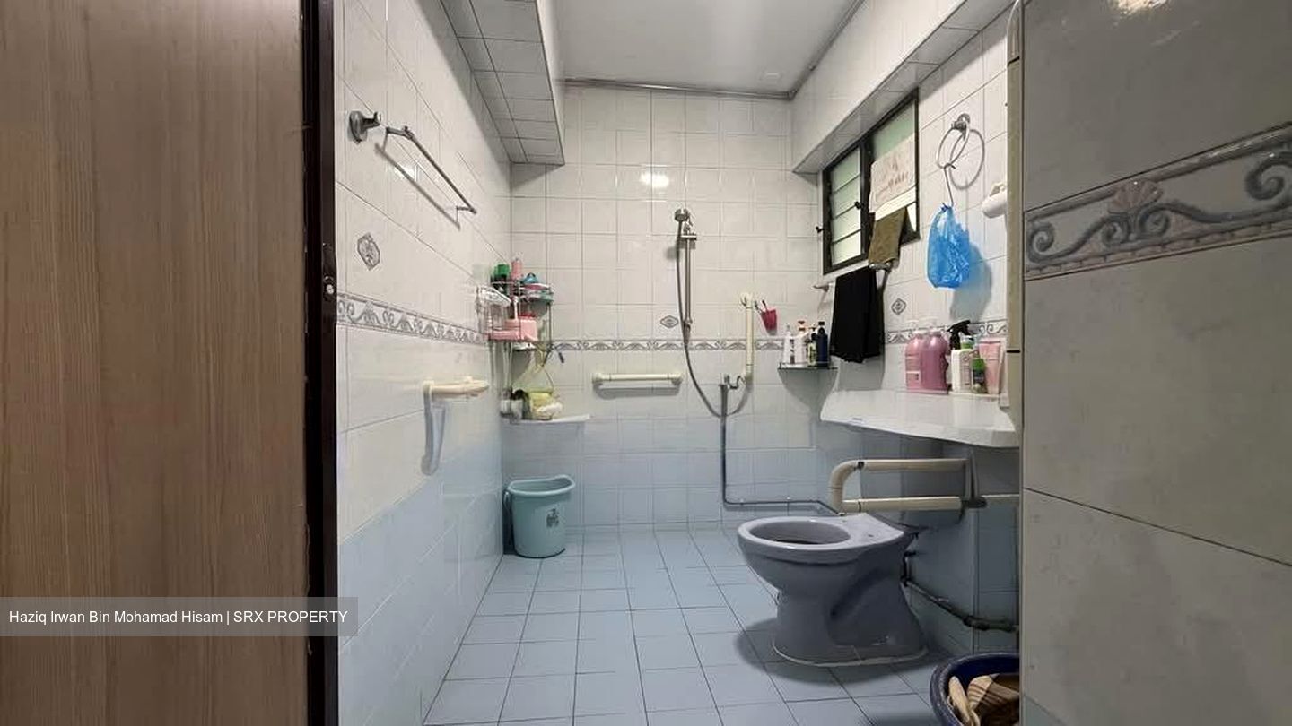 Blk 523 Fragrant Woods (Woodlands), HDB Executive #574199721